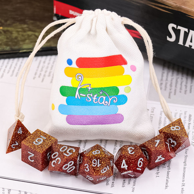 Gemstone ट्रांसलूसेंट रेज़िन पॉलीहेड्रल डाइस मैन्युअल ग्राइंडिंग टिकाऊ