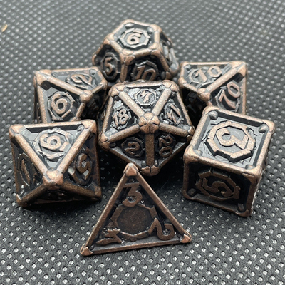 अनुकूलित धातु मल्टी-फेस पासा Dnd Rpg Coc डेस्कटॉप गेम पोर्टेबल