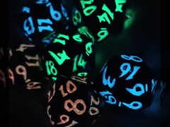 फैंसी धातु पासा सेट पॉलीहेड्रल पासा हल्के तेज धार वाला डीसीसी पासा